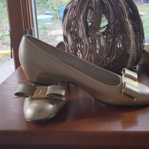 Salvatore Ferragamo Gold Bow Child’s Heels